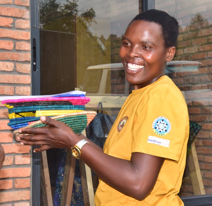 KAMONYI:Ibyishimo byari urujya nuruza  mu biroro byo gutaha isoko Rishya!