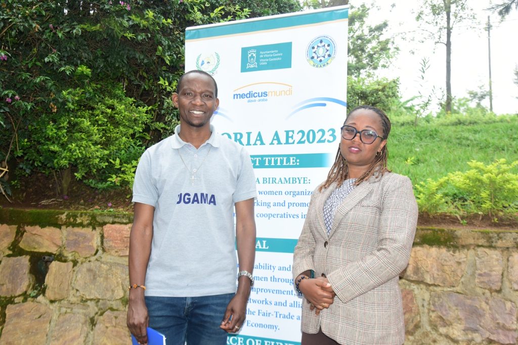 KAMONYI:Abakora umwuga w’ubudozi  bagiye noneho guhatana  ku isoko mpuza mahanga